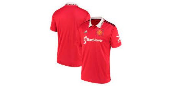 Le nouveau patron de Manchester United signe son premier contrat